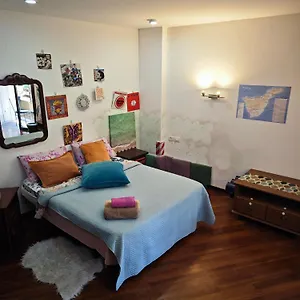  Bed & Breakfast Casa Compartida Weyler Spagna